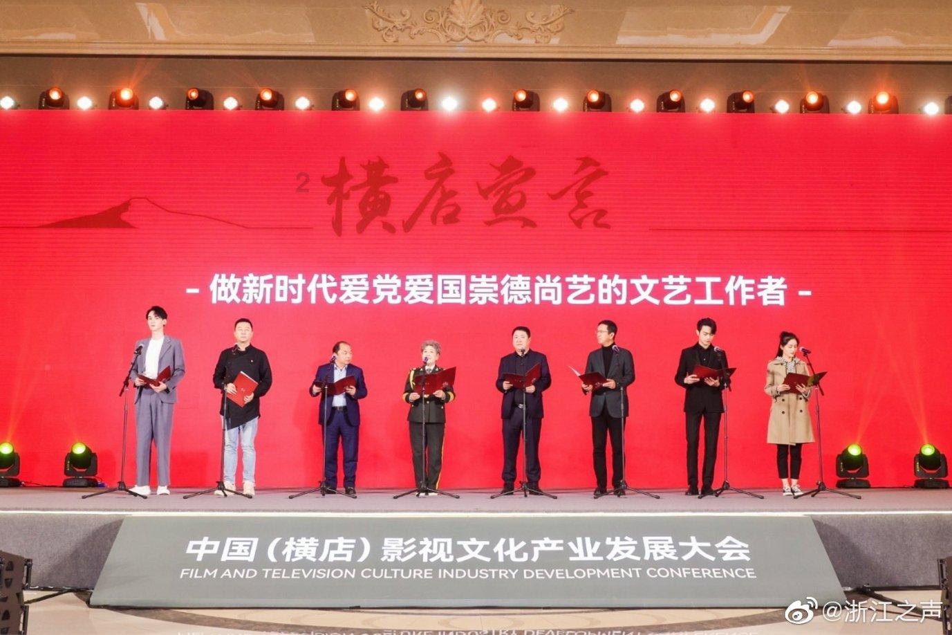 (新春走基层)春节临近 南京交通部门包车送建设者返乡“温暖回家路”