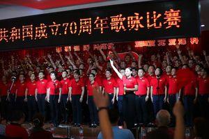 以柴为姓 众人拾来火焰高